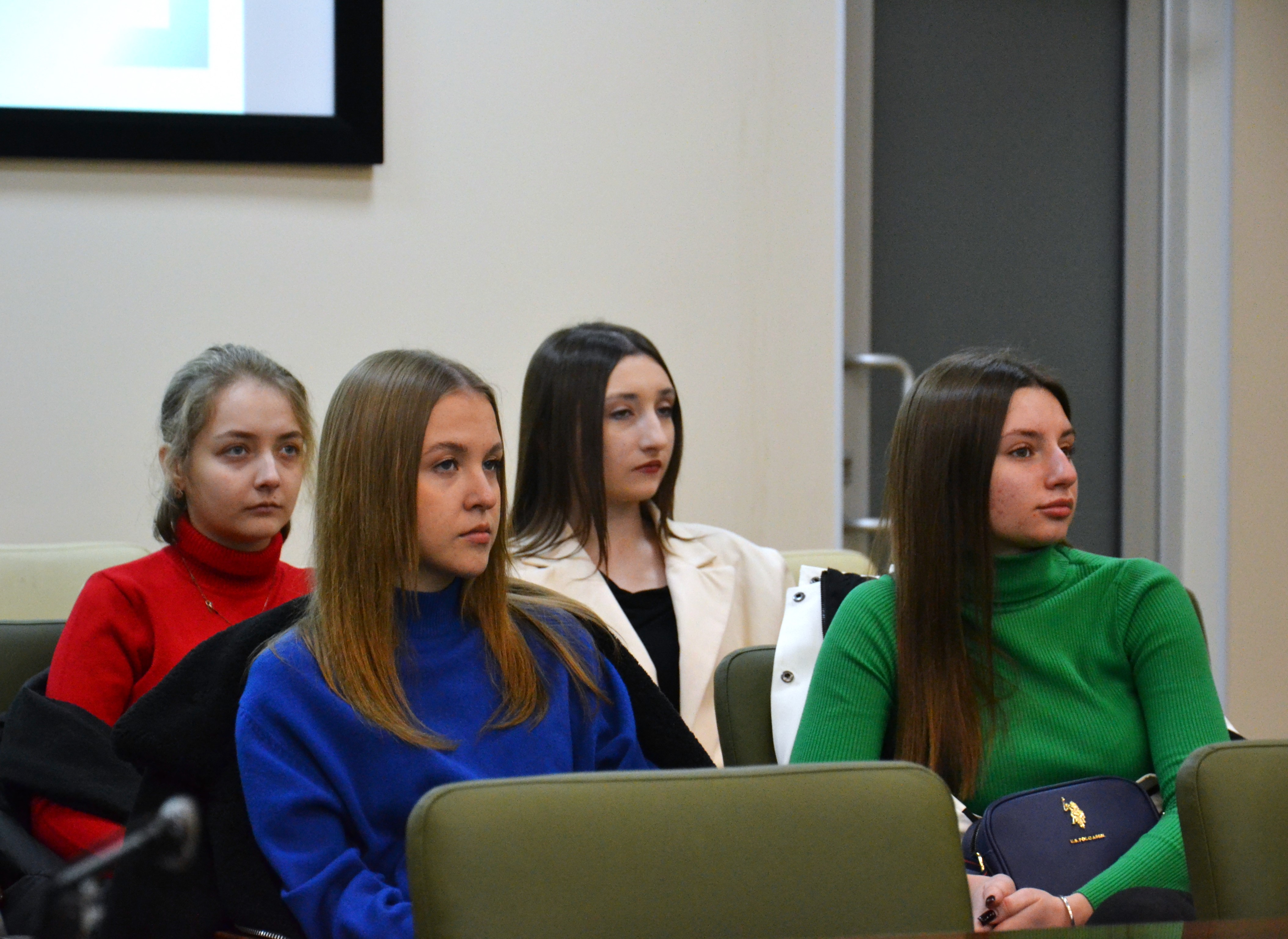 Зустріч зі студентами Полтавського фахового коледжу Національного юридичного університету імені Ярослава Мудрого.. Фото № 8/7